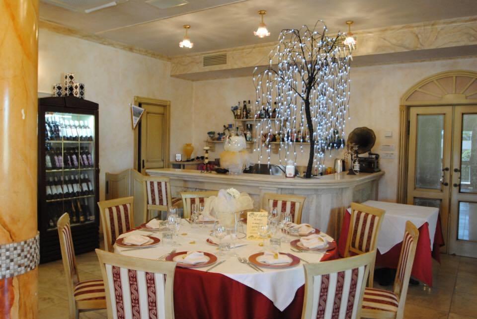 Il Salice Hotell Civitella Del Tronto Exteriör bild